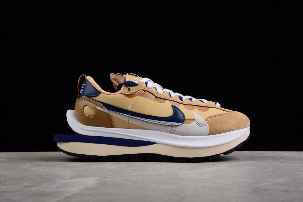 Nike Vaporwaffle sacai Sesame Blue Void DD1875-200.