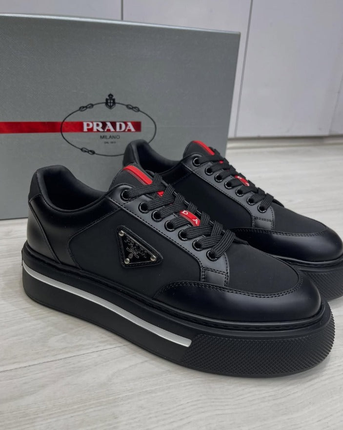 Prada Downtown Black Red.
