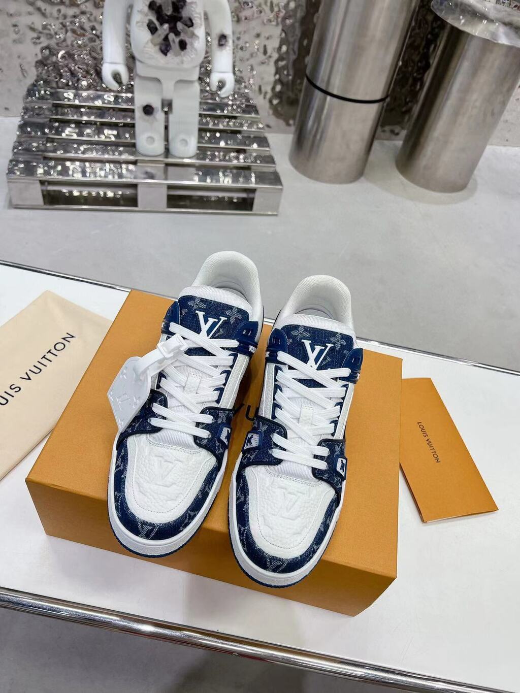 Trainer Monogram Denim White Blue.