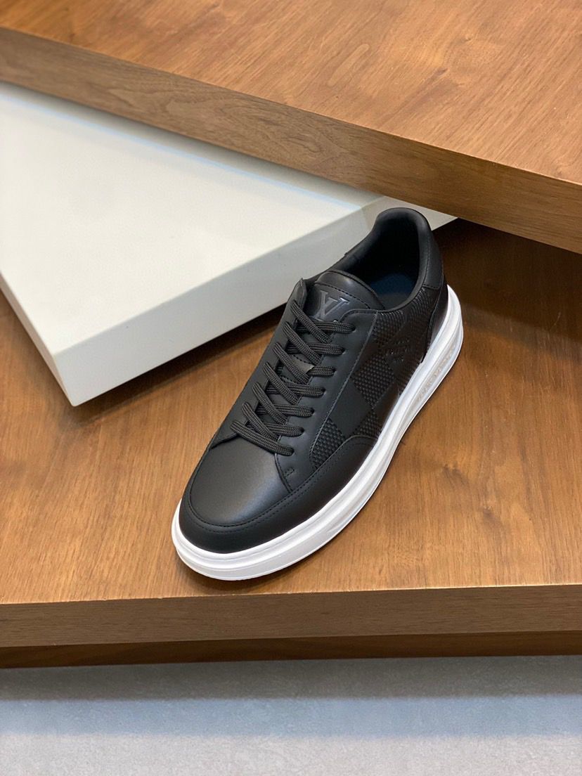 Beverly Hills Black.