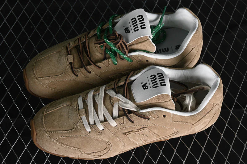 New Balance 530 miu miu Brown.