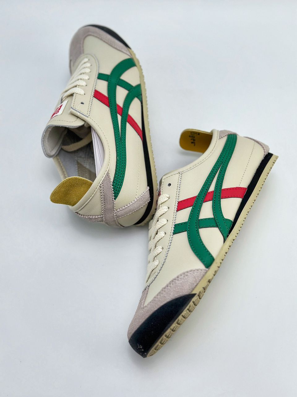 Onitsuka Tiger MEXICO 66.