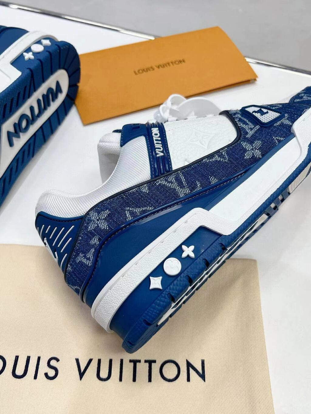 Trainer Monogram Denim White Blue.