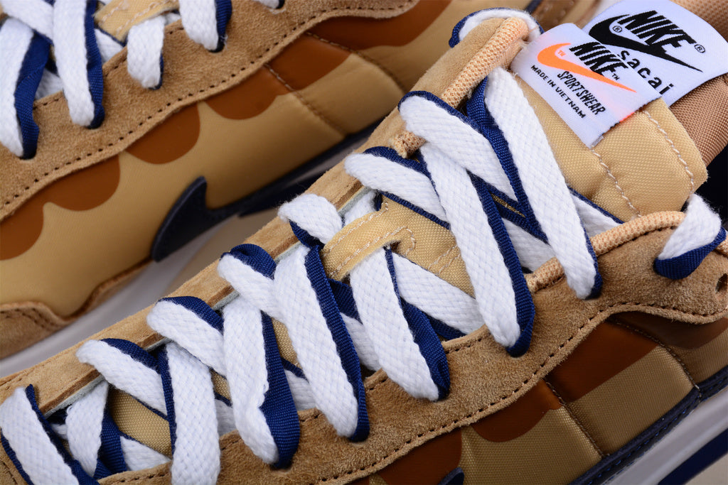Nike Vaporwaffle sacai Sesame Blue Void DD1875-200.