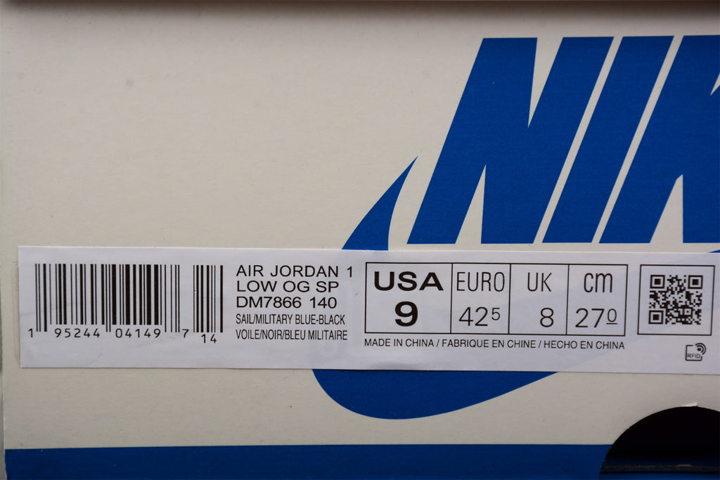 Jordan 1 Retro Low OG SP Fragment x Travis Scott DM7866-140.
