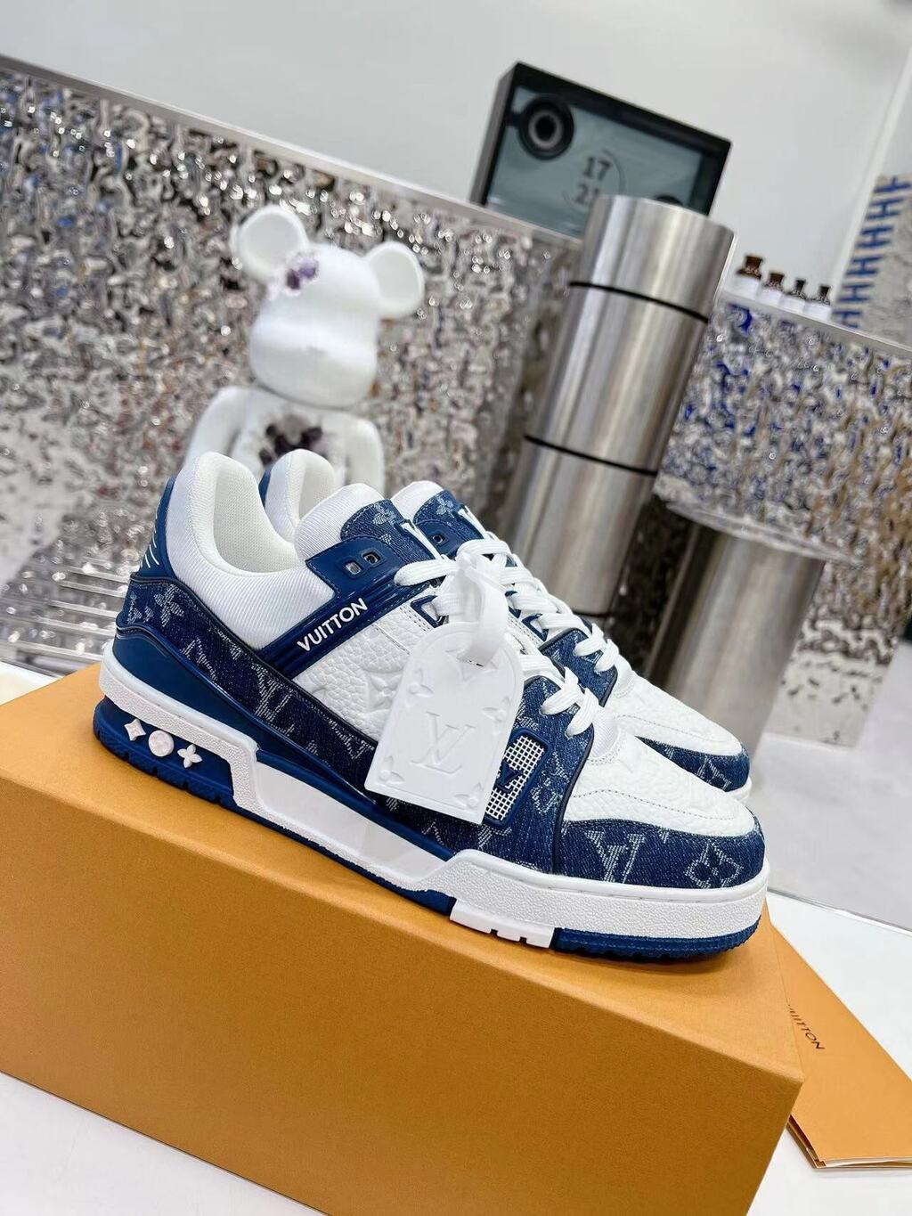 Trainer Monogram Denim White Blue.