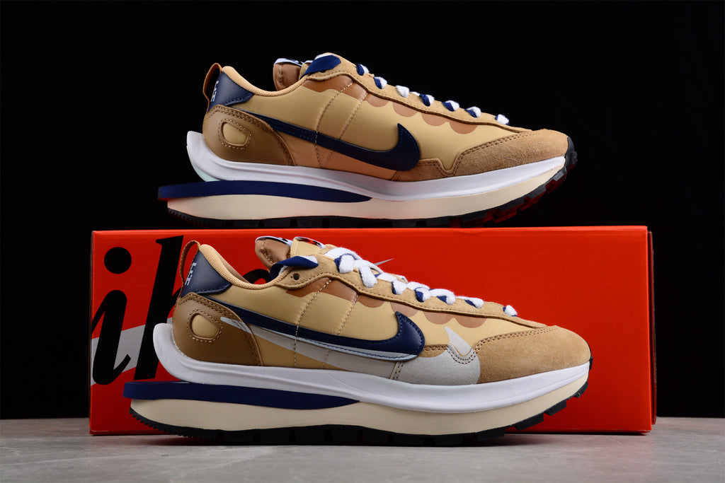 Nike Vaporwaffle sacai Sesame Blue Void DD1875-200.