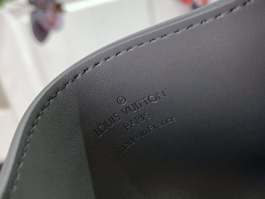 PORTA CARTÕES LOUIS VUITTON ORGANIZER