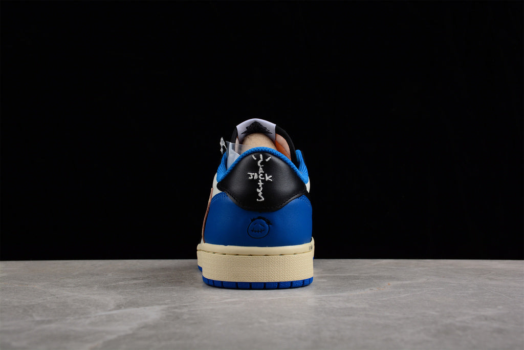 Jordan 1 Retro Low OG SP Fragment x Travis Scott DM7866-140.