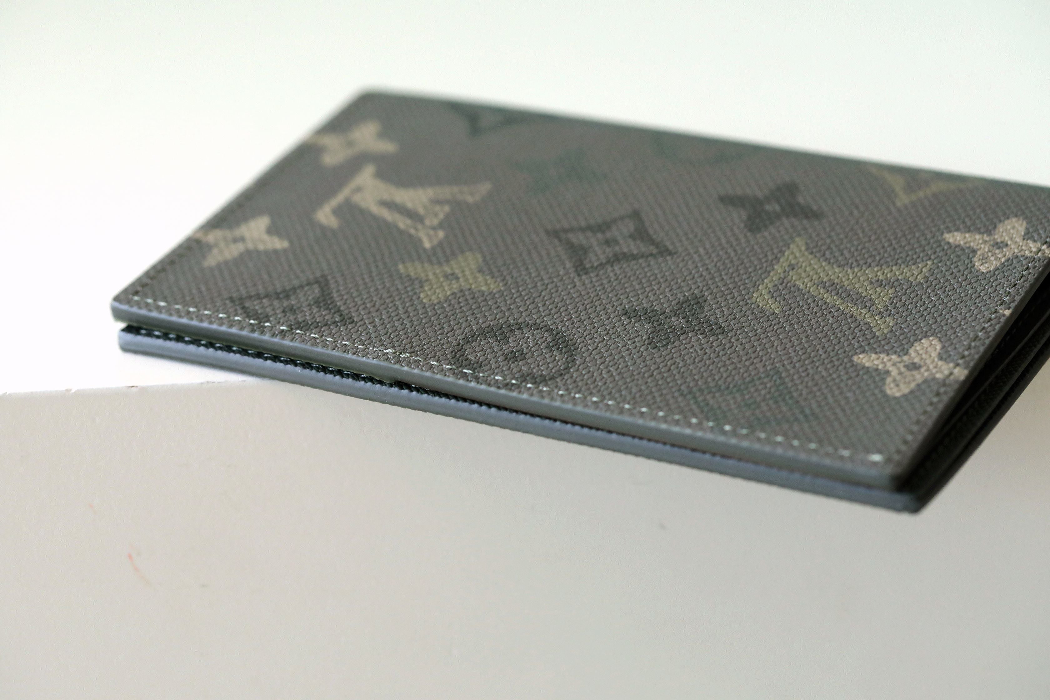 PORTA CARTÕES LOUIS VUITTON ORGANIZER