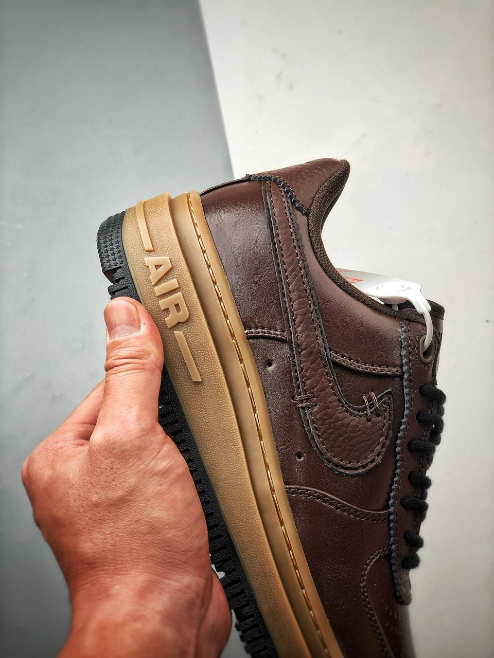 Nike Air Force 1 Low Luxe Brown.