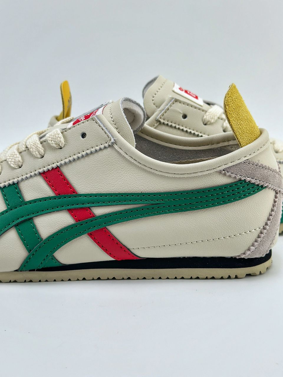 Onitsuka Tiger MEXICO 66.