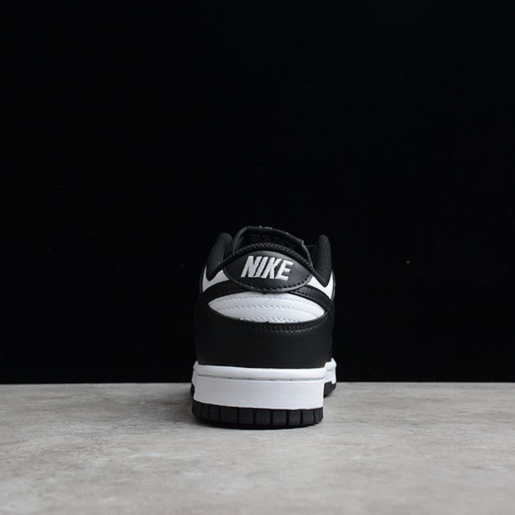 Dunk Low "Panda" Preto / Branco