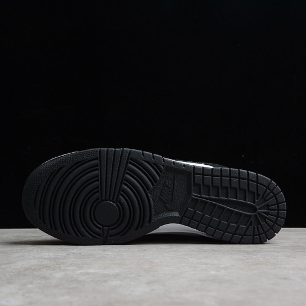 Dunk Low "Panda" Preto / Branco